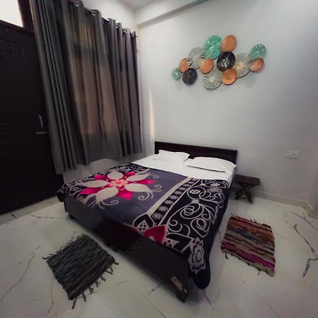 רישיקש Olt Hostel מראה חיצוני תמונה