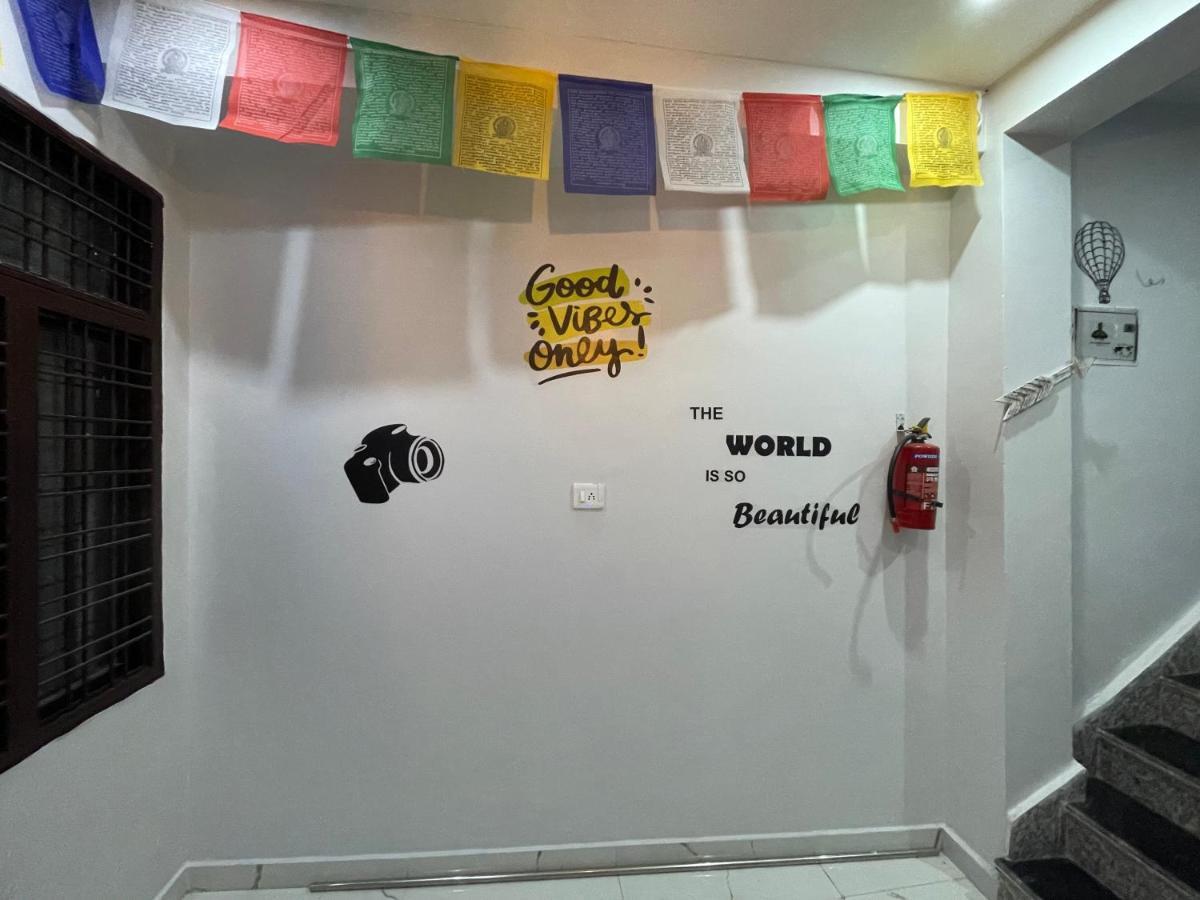 רישיקש Olt Hostel מראה חיצוני תמונה