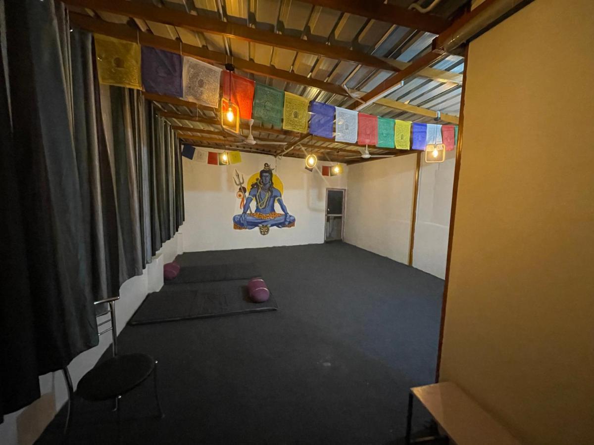 רישיקש Olt Hostel מראה חיצוני תמונה