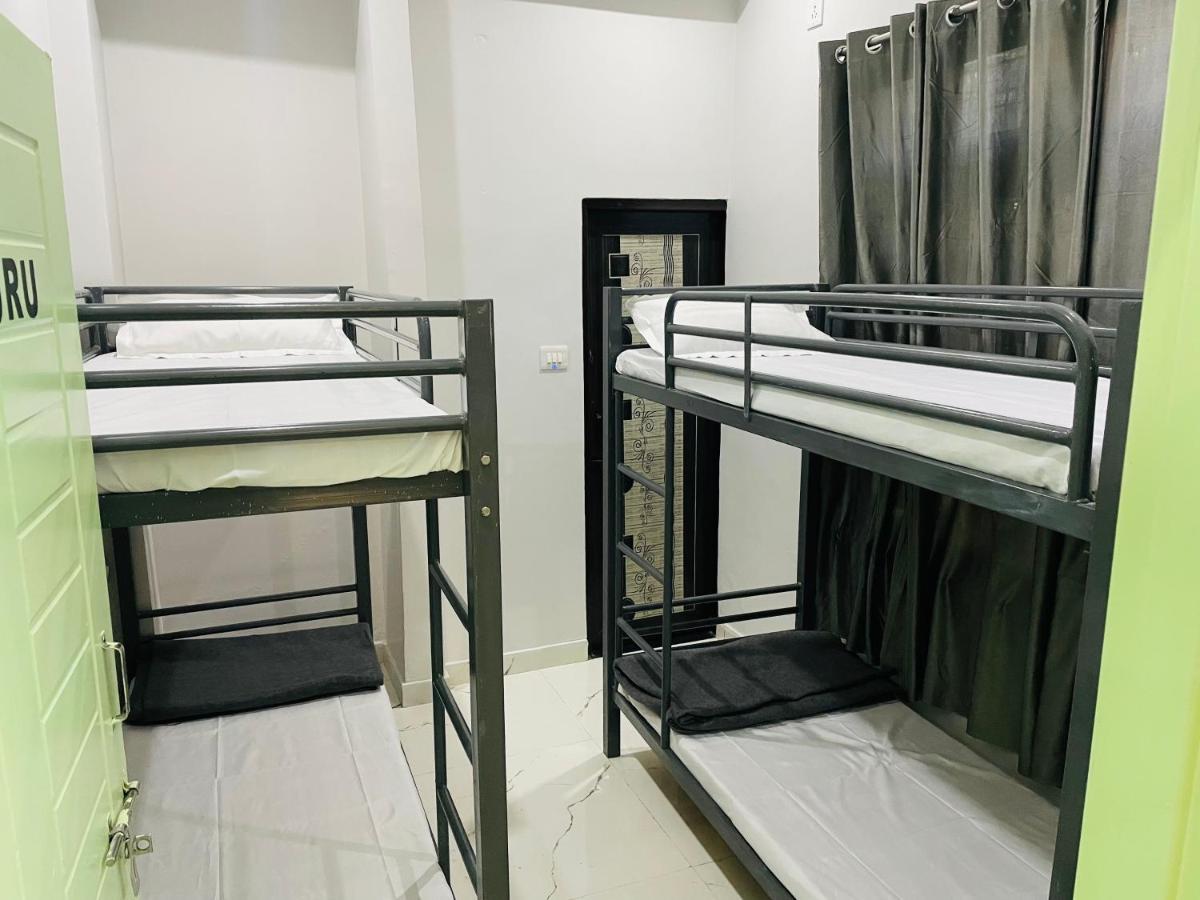 רישיקש Olt Hostel מראה חיצוני תמונה