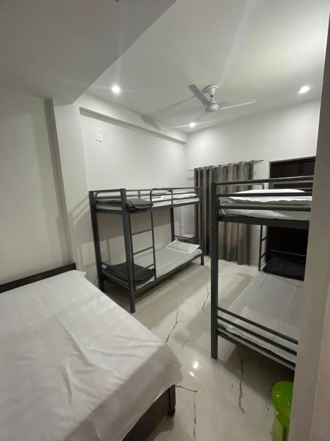 רישיקש Olt Hostel מראה חיצוני תמונה